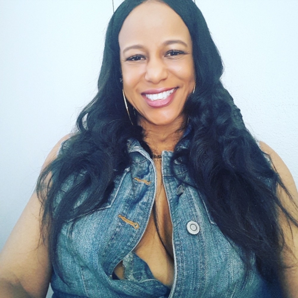Meet your Posher, Latrice